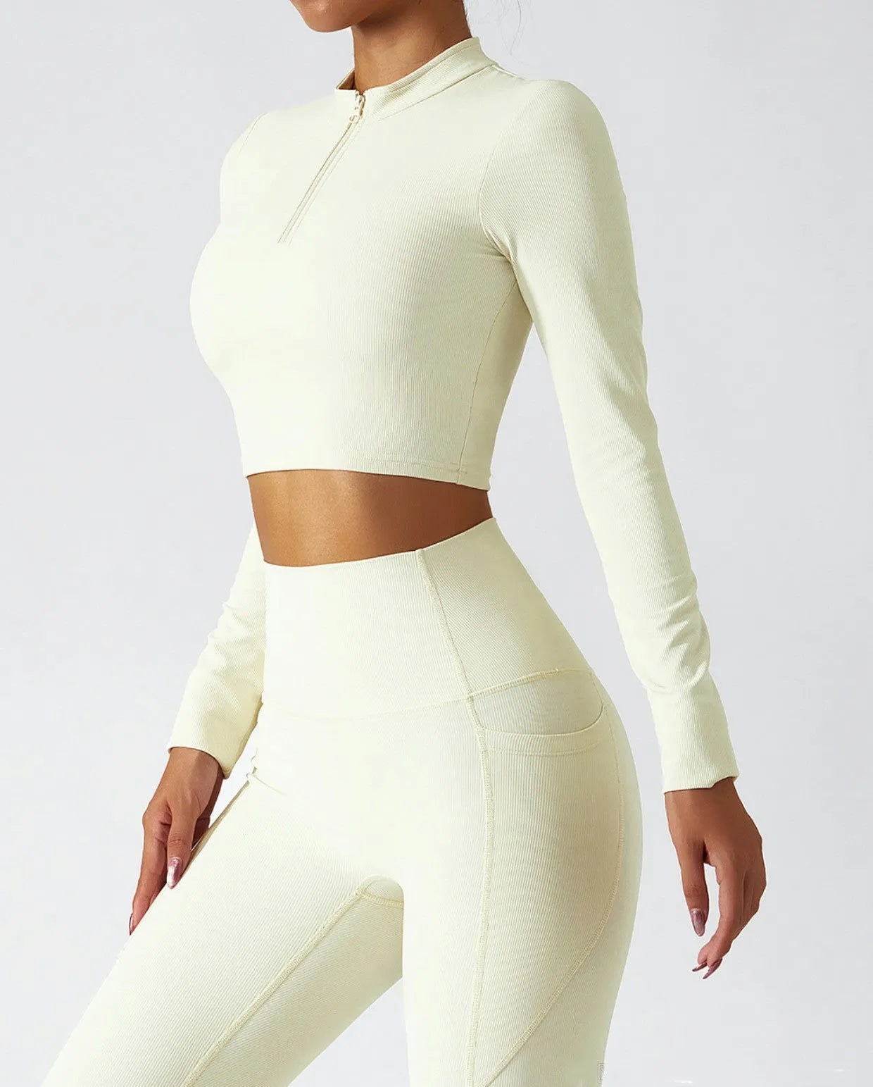 Long Sleeve Yoga Suit Running Training Belt Chest Pad Top - Bellarte Enchanté Long Sleeve Yoga Suit Running Training Belt Chest Pad Top